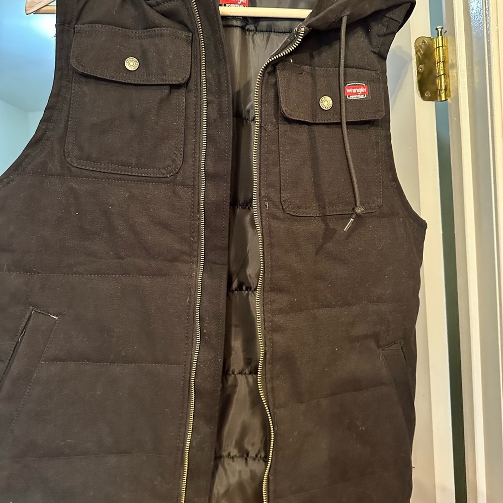 Wrangler Black Zip-Up Hooded Vest